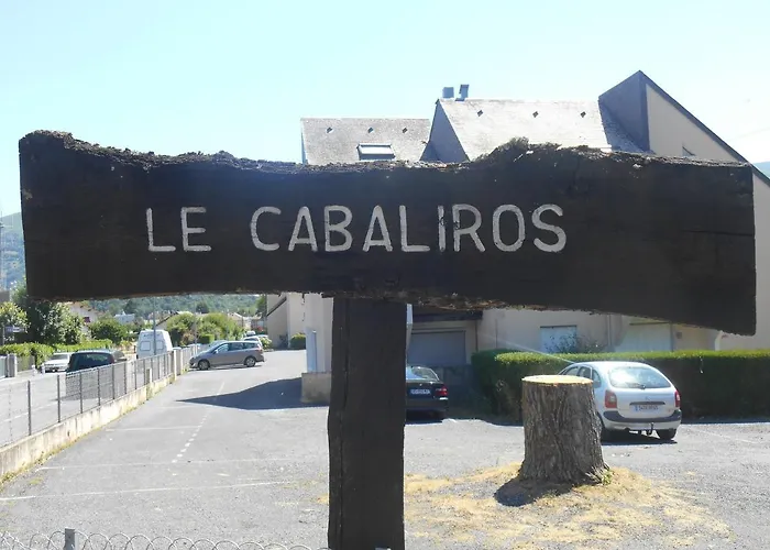 Aux Quatre Saisons Du Cabaliros Appartement *