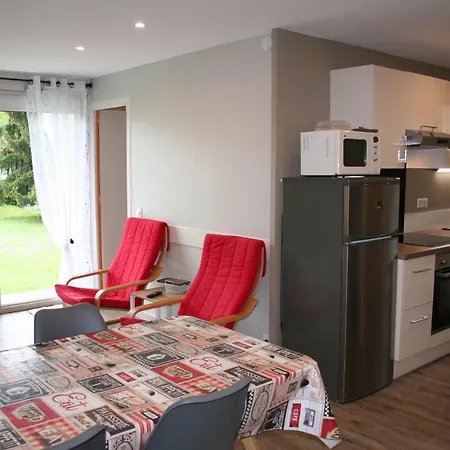 Aux Quatre Saisons Du Cabaliros דירה