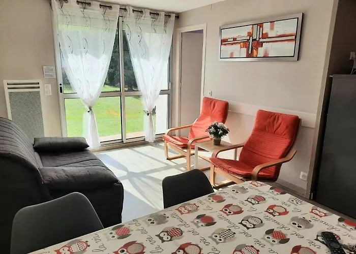 Aux Quatre Saisons Du Cabaliros